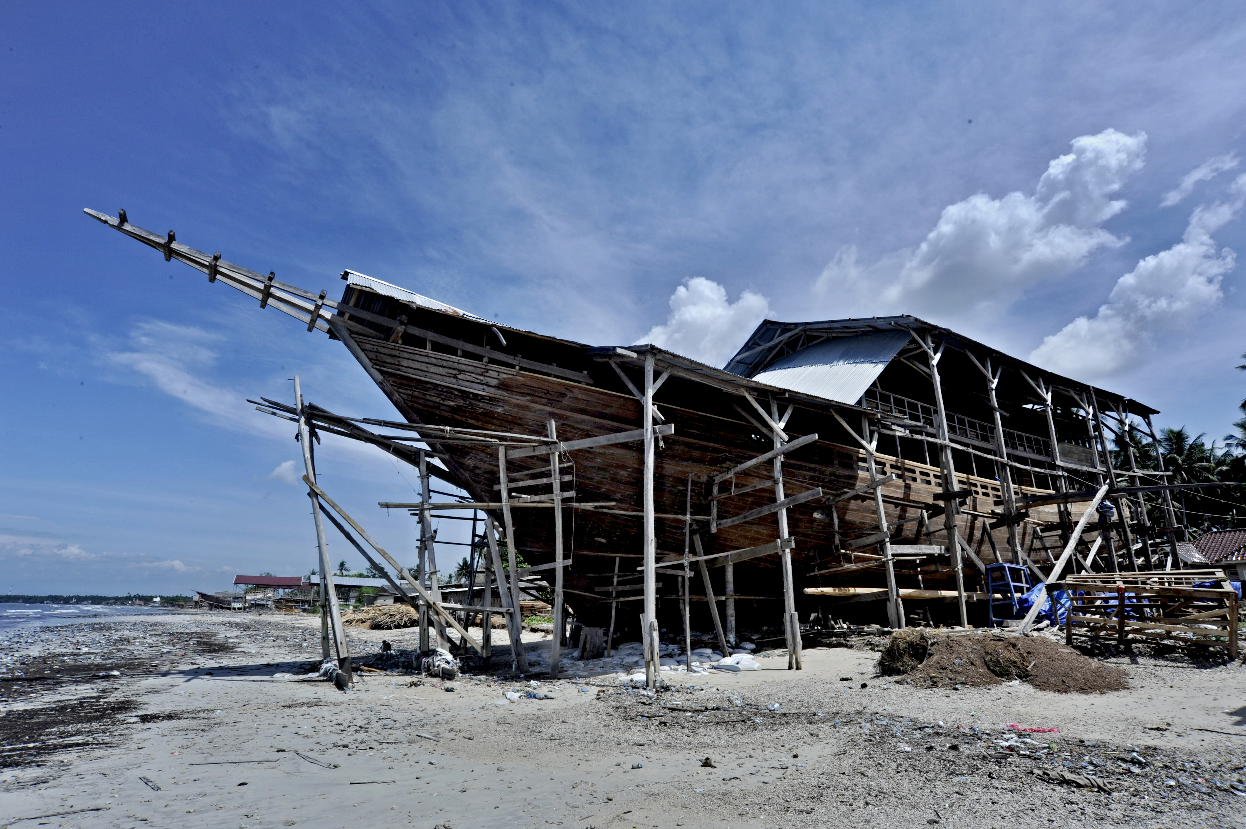 Sulawesi (Celébes) Ostrov v Indonesii